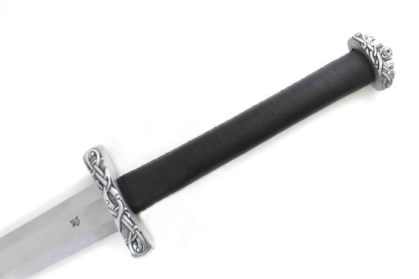 Darksword 1341 - Two Handed Fantasy Viking Sword Closeout Special (Sharpened)* 1