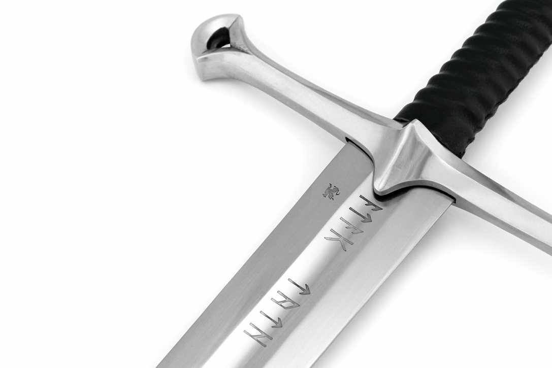 Darksword 1309 - The Anduril Sword (sharpened) 5