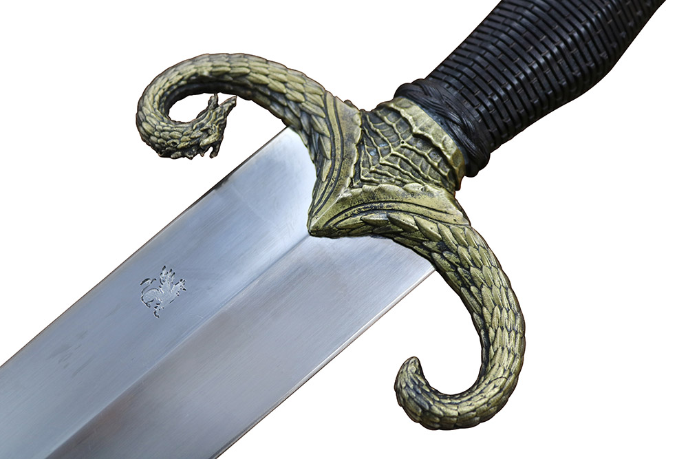 Darksword 1549 - Mother of Dragons Sword (sharpened) 3