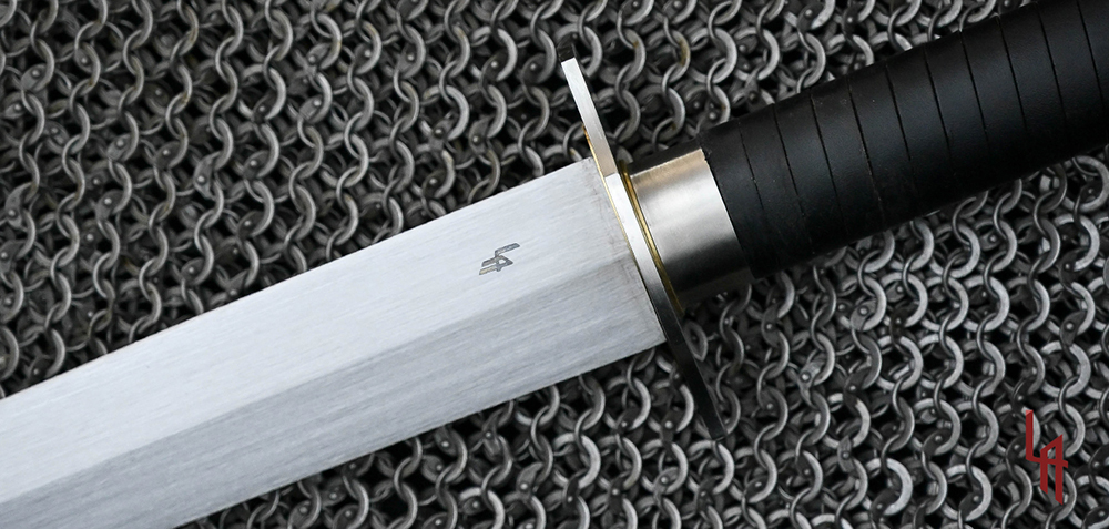 Legacy Arms Dark Sentinel Fantasy Sword 3