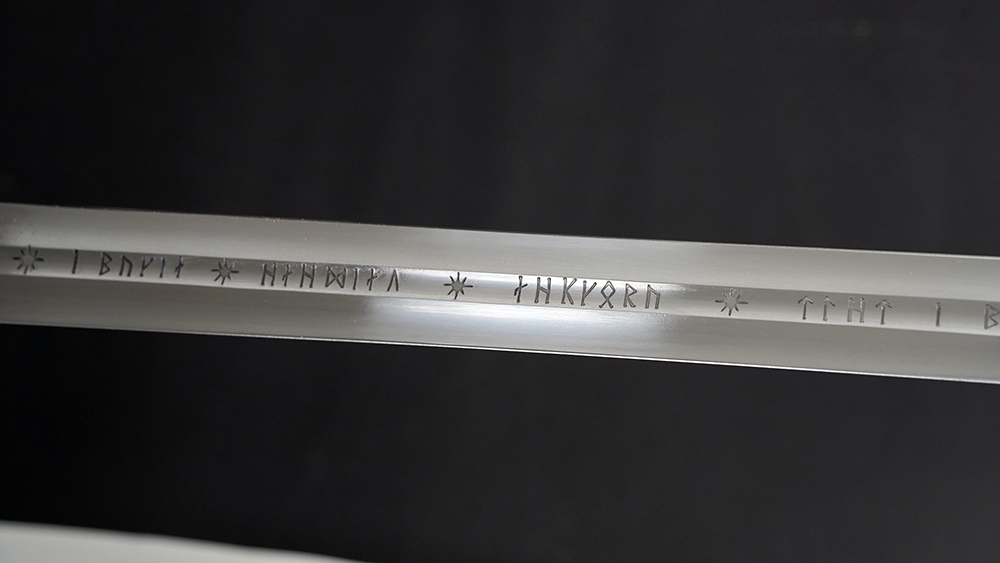 Swordier Functional Anduril Replica 3