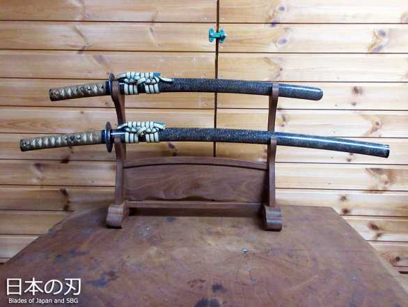 BoJ Daisho Set #001: Antique Mid Edo Period Katana and Wakizashi 33041/3040