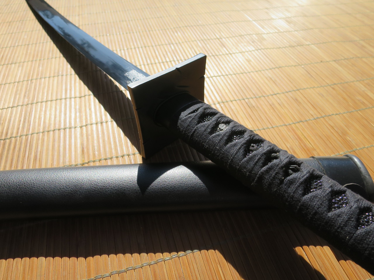 Black Handmade Katana With Real Ray Skin Handle Black Damascus Blade Double  Edge Black Dragon Square And Scabbard , Includes Sword Bag And Certificate