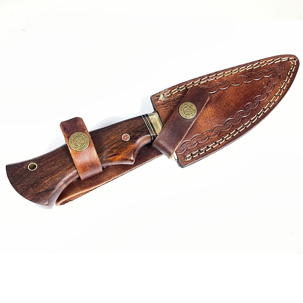 Damascus Blade Hunting Knife - Wooden Handle 3